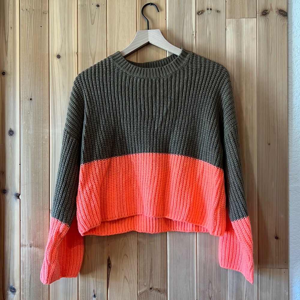 Women’s Lush Cropped Sweater